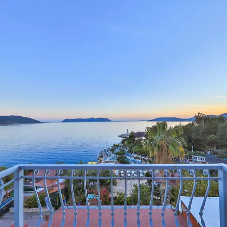 No37 Ξενοδοχείο 4*